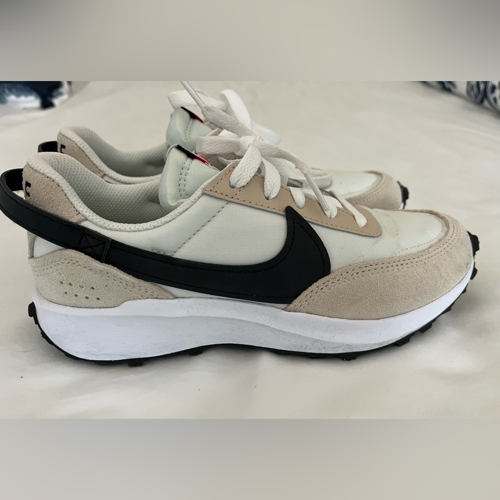 Nike Waffle Debut Womens sz. 6